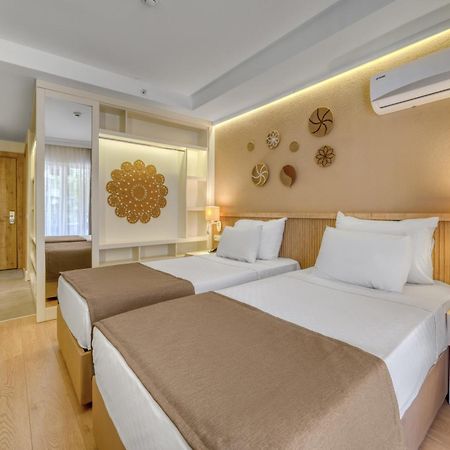 Park Hotel (Adults Only) 阿拉尼亚 外观 照片